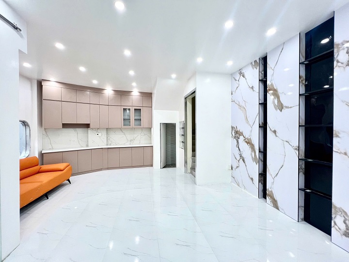 BÁN NHÀ 5 TẦNG PHỐ LƯƠNG KHÁNH THIỆN – NGÔ QUYỀN – HẢI PHÒNG
